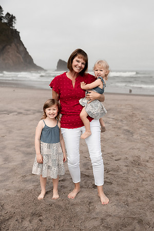 Family-Photos-2024-Lincoln-City-Oregon--16