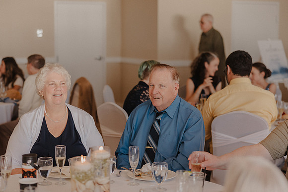 Marcus-Lori-Chinook-Winds-Seafood-Grille-Lincoln-City-Oregon-Wedding-Photos (289 of 477)