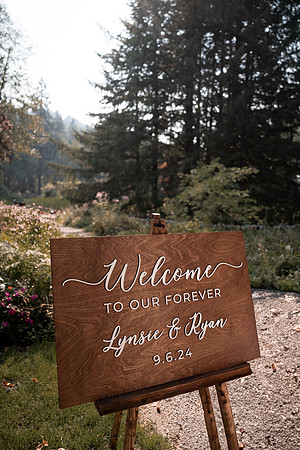Ryan-Lynsie-Bridal-Veil-Lakes-Portland-Oregon-Weddingg-16