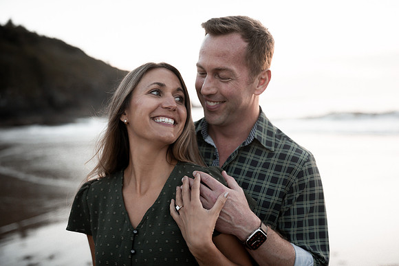 Justin-Megan-Engagement-photos-depoe-bay-oregon-2024-8