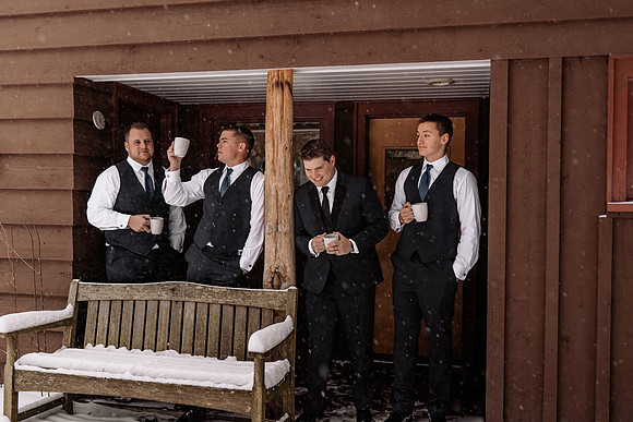 Tyler-Brittani-Lake-Priest-Idaho-Winter-Snow-Wedding-2021-02753