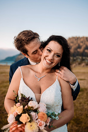 Lacey-Tom-Depoe-Bay-Oregon-Elopement-Photos-3-9