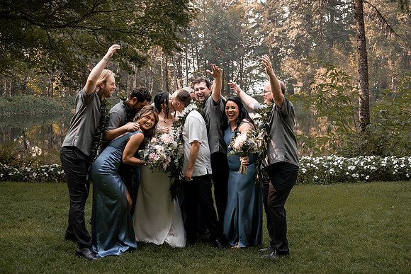 Ryan-Lynsie-Bridal-Veil-Lakes-Portland-Oregon-Weddingg-73