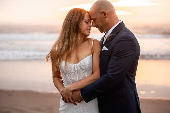 Jillian-Peter-Depoe-Bay-Oregon-Elopement-photos-65