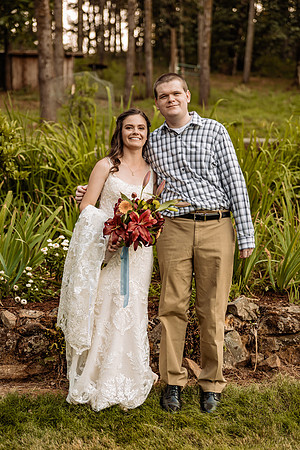 Nick-Melissa-backyard-Oregon-Wedding-2022-76