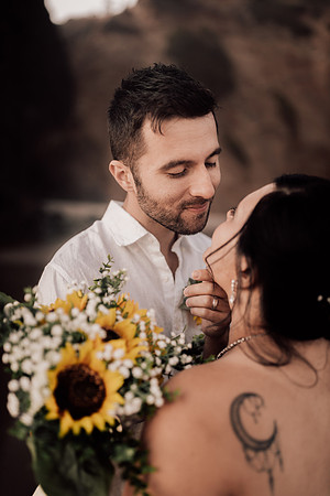 Anthony-Drayann-roadsend-lincoln-city-oregon-elopement-photos-7856