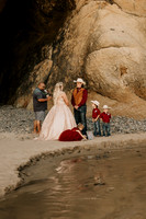 Kayla-Bo-Hug-Point-Oregon-Elopment-4023