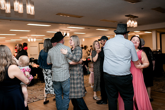 Christian-Brandi-Lincoln-City-Wedding-Photos (80)