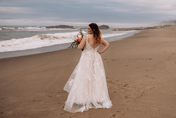 Jeff-April-Inn-Spanish-Head-Lincoln-City-oregon-Wedding-2022 (330 of 299)