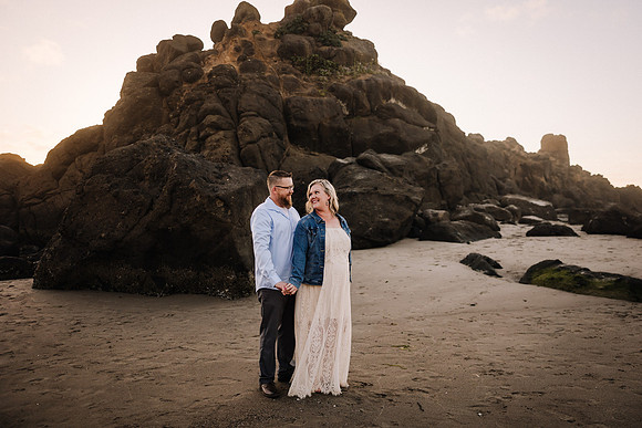 Matt-Megan-Fogarty-Creek-Photo-17