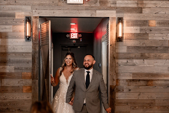 Kara-Sam-Simple-Affairs-Vegas-Wedding-Photos-112