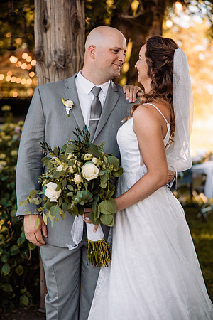 Chris-Victoria-Wedding-Photos-2022-Oregon-PORTRAITS (15)