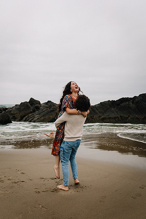 Myken-Jack-Engagement-Photos-Fogarty-Creek-26