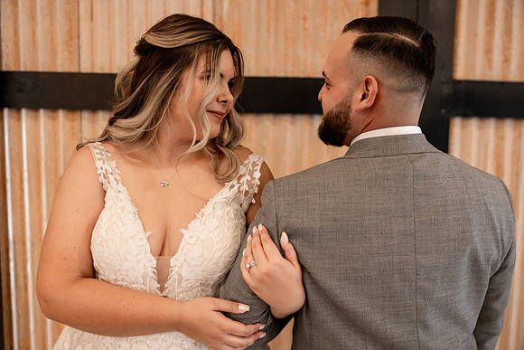 Kara-Sam-Simple-Affairs-Vegas-Wedding-Photos-57