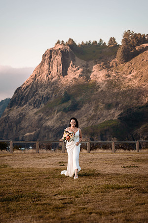 Lacey-Tom-Depoe-Bay-Oregon-Elopement-Photos-9277