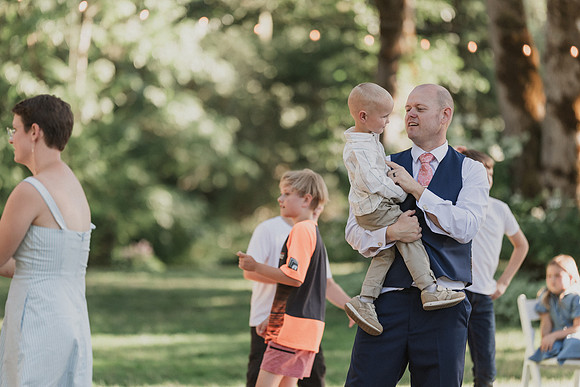 Derrick-Kenzie-Navarra-Gardens-Willamina-Oregon-Wedding-Photos (266 of 436)