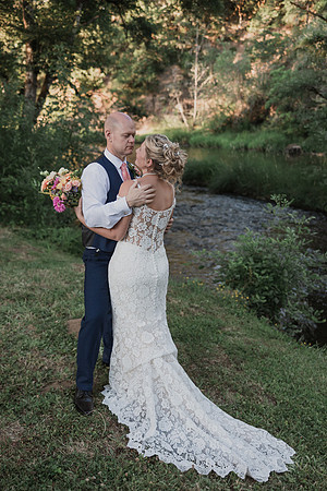 Derrick-Kenzie-Navarra-Gardens-Willamina-Oregon-Wedding-Photos (329 of 436)