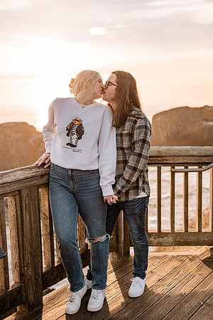 Jake-Yaquina-Head-Surprise-Proposal-Newport-Oregon-0074
