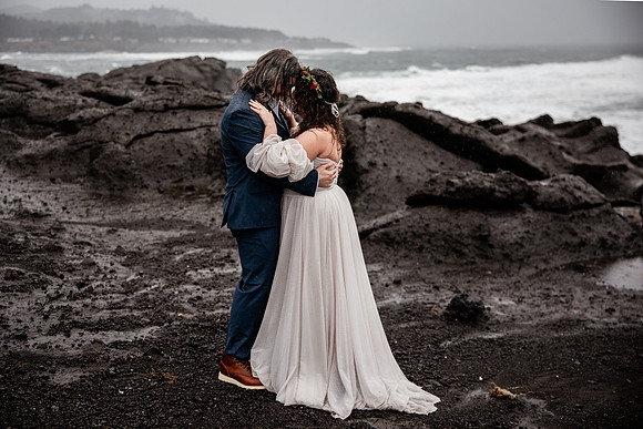 Daniel-Amy-Elopement-Oregon-Coast-Depoe-Bay (21 of 73)