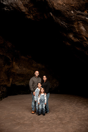 Kristina-family-photos-2025-Hug-Point-Oregon (41 of 51)
