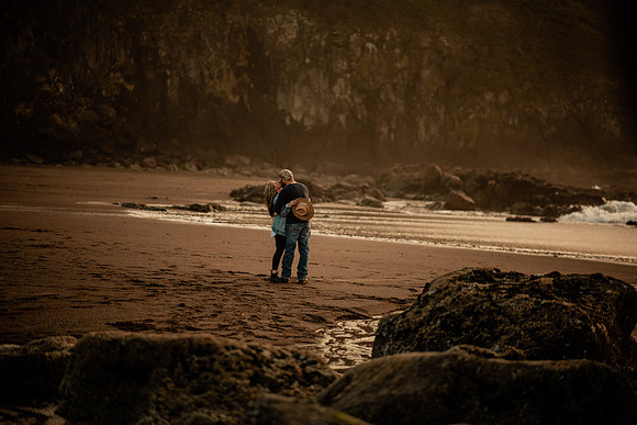 Stuart-Monique-Lincoln-City-Fogarty-creek-Oregon-Couples-Photos-9112