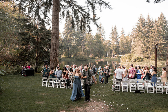 Ryan-Lynsie-Bridal-Veil-Lakes-Portland-Oregon-Weddingg-48
