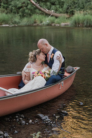Derrick-Kenzie-Navarra-Gardens-Willamina-Oregon-Wedding-Photos (370 of 436)