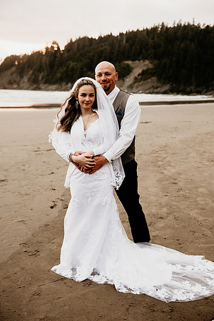 Kacey-Short-Sand-Beach-Tillamook-Oregon-Elopement (48 of 128)