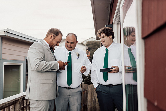 Annie-Ryan-Lincoln-city-roads-end-park-oregon-elopement-photos-105