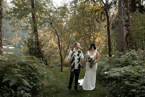 Ryan-Lynsie-Bridal-Veil-Lakes-Portland-Oregon-Weddingg-38