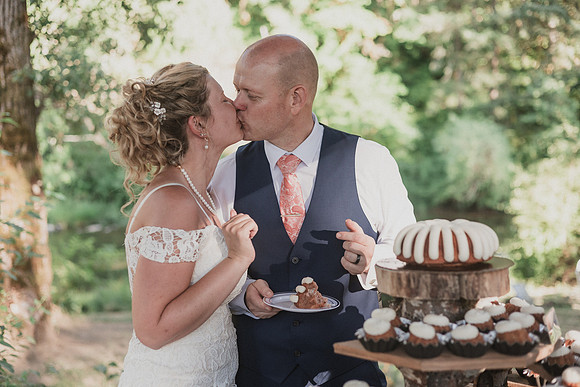 Derrick-Kenzie-Navarra-Gardens-Willamina-Oregon-Wedding-Photos (277 of 436)