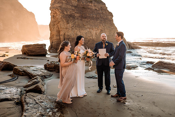 Lacey-Tom-Depoe-Bay-Oregon-Elopement-Photos-9901