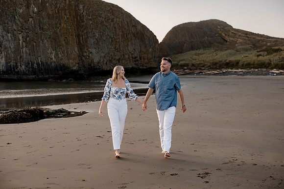 Andy-Stacia-seal-rock-engagement-session-oregon-photos (1 of 67)
