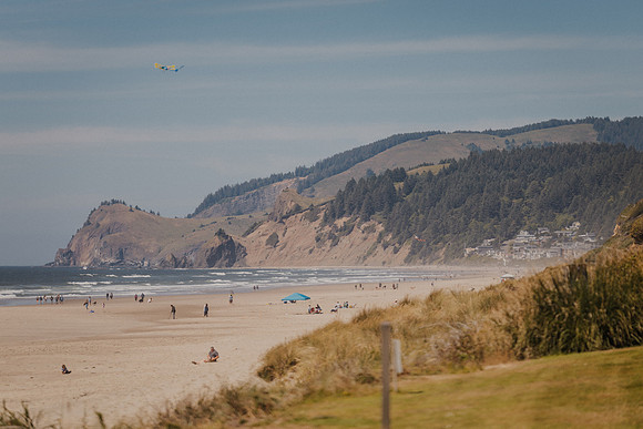 Marcus-Lori-Chinook-Winds-Seafood-Grille-Lincoln-City-Oregon-Wedding-Photos (186 of 477)