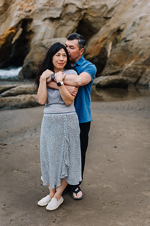 Family-photos-ha-do-cape-kiwanda-oregon-2025 (36 of 56)