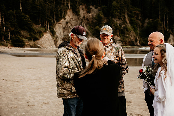 Kacey-Short-Sand-Beach-Tillamook-Oregon-Elopement (32 of 128)