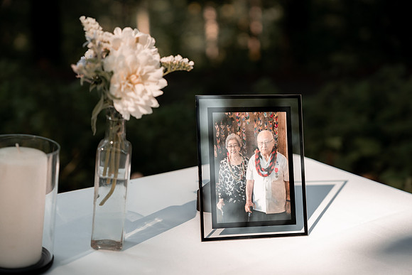 Ryan-Lynsie-Bridal-Veil-Lakes-Portland-Oregon-Weddingg-26