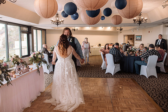 Jeff-April-Inn-Spanish-Head-Lincoln-City-oregon-Wedding-2022 (216 of 299)