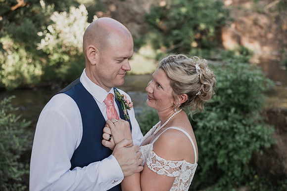 Derrick-Kenzie-Navarra-Gardens-Willamina-Oregon-Wedding-Photos (313 of 436)