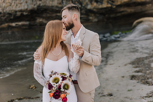 JARED-ALEX-SEAL-ROCK-OREGON-ELOPEMENT-PHOTOS (125 of 241)