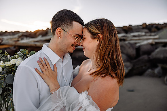 Brandn-Bailey-Newport-Oregon-Elopement-Photos-54