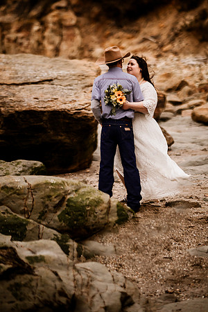 Trevyn-Ky-Otter-Crest-Devils-Punchbowl-Depoe-Bay-Oregon-Elopement-Photos-9959