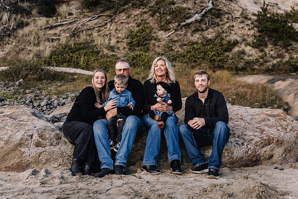 Tammy-Family-Photos-2024-33