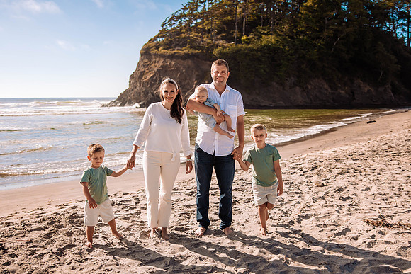 Nancy-Neskowin-Family-Vacation-2022-0993