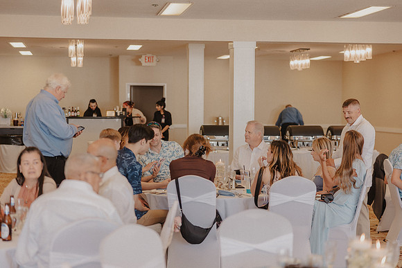 Marcus-Lori-Chinook-Winds-Seafood-Grille-Lincoln-City-Oregon-Wedding-Photos (263 of 477)