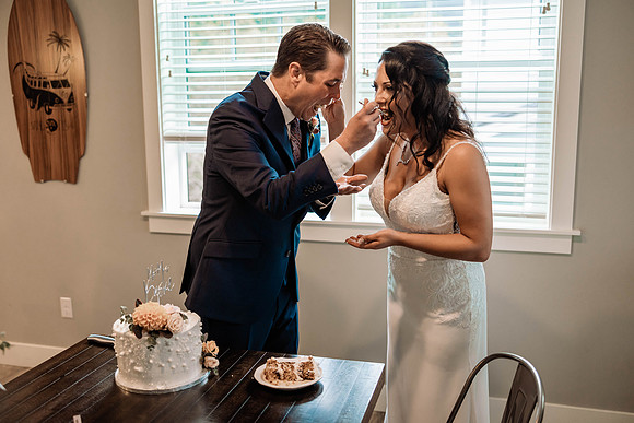 Lacey-Tom-Depoe-Bay-Oregon-Elopement-Photos-9876