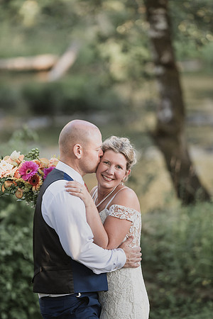 Derrick-Kenzie-Navarra-Gardens-Willamina-Oregon-Wedding-Photos (288 of 436)