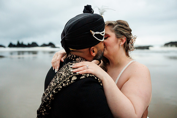 Tandi-Bobby-Seal-Rock-Oregon-Intimate-Elopement-photos-1153