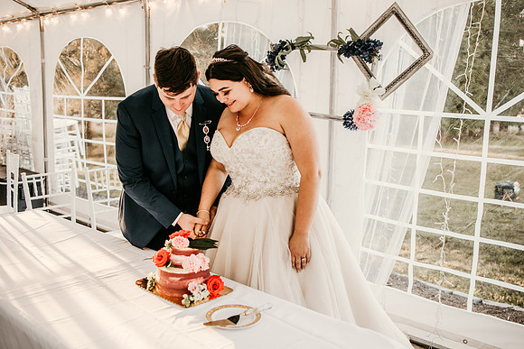 Connor-Cierra-Ranier-Washington-Barn-Rustic-Wedding-Washington-Wedding-Photos-0444