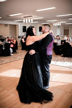 Christian-Brandi-Lincoln-City-Wedding-Photos (9)